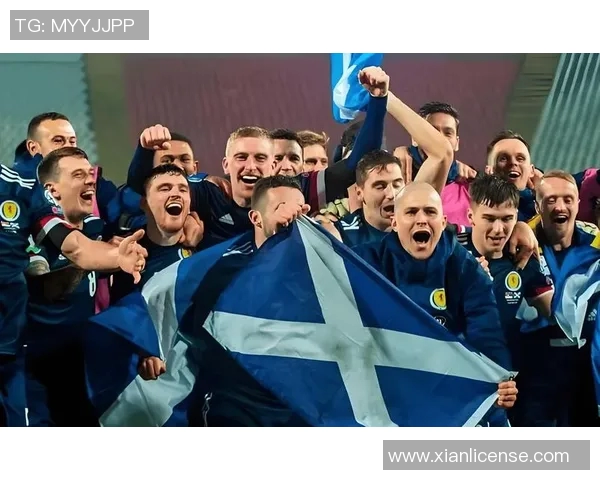 德国队在欧洲杯小组赛中险胜匈牙利，力挽狂澜