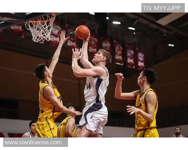 江苏肯帝亚又一胜利！CBA新赛季状态回暖，球迷期待更多精彩表现