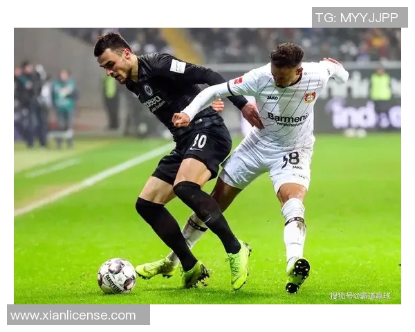 勒沃库森主场大胜,追赶领先者势头强劲 勒沃库森主场大胜,追赶领先者势头强劲