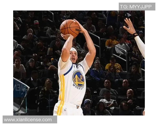 勇士主场不敌雷霆，库里射手准头不佳引发关注