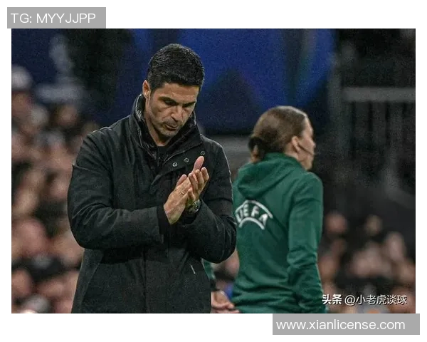 阿森纳名宿亨利回归任教为青训球员注入足球智慧